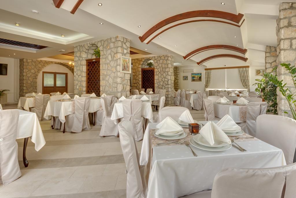 Hotel Akapulco Sutomore Exterior photo